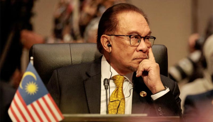 Malaysian premier urges peace in Pakistan amid India tensions Malaysian premier urges peace in Pakistan amid India tensions