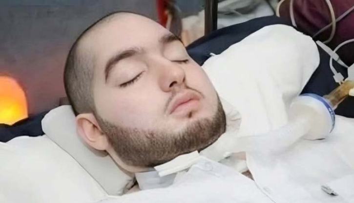 Saudi Arabia's 'Sleeping Prince' dies after nearly 20 years in coma Saudi Arabia's 'Sleeping Prince' dies after nearly 20 years in coma