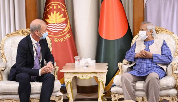 World Bank VP meets Yunus, praises interim govt's economic steps World Bank VP meets Yunus, praises interim govt's economic steps